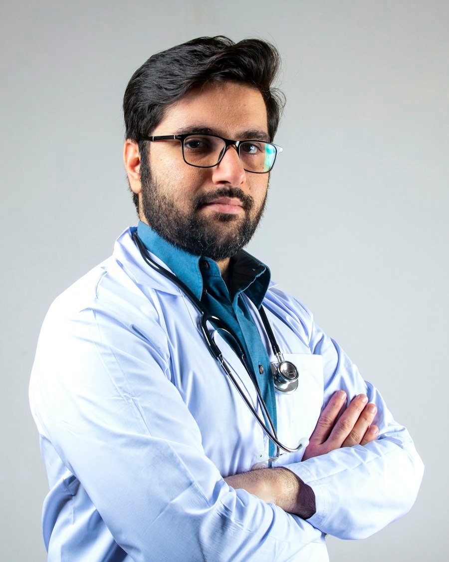 Sample physician portrait placeholder for Dr. J. Carl Lewis — replace with approved clinic photo